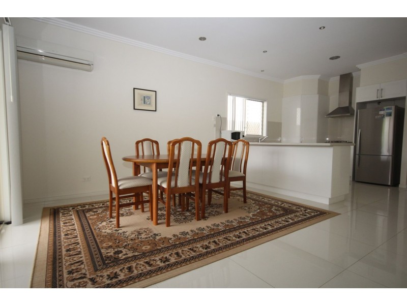 6 Everest Court, Springfield Lakes QLD 4300