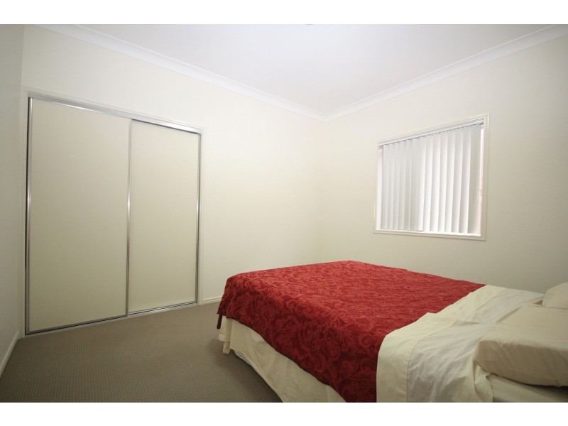 6 Everest Court, Springfield Lakes QLD 4300