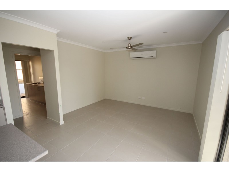 9 Kearney Street, Augustine Heights QLD 4300