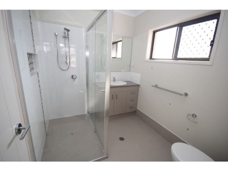 9 Kearney Street, Augustine Heights QLD 4300