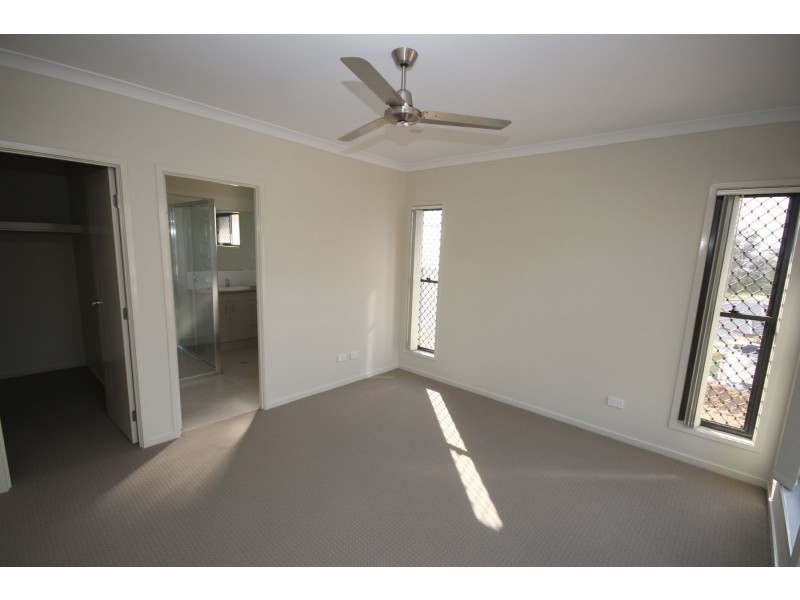 9 Kearney Street, Augustine Heights QLD 4300