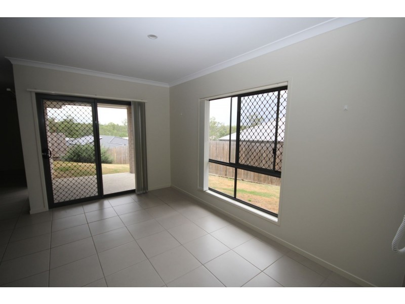 9 Kearney Street, Augustine Heights QLD 4300