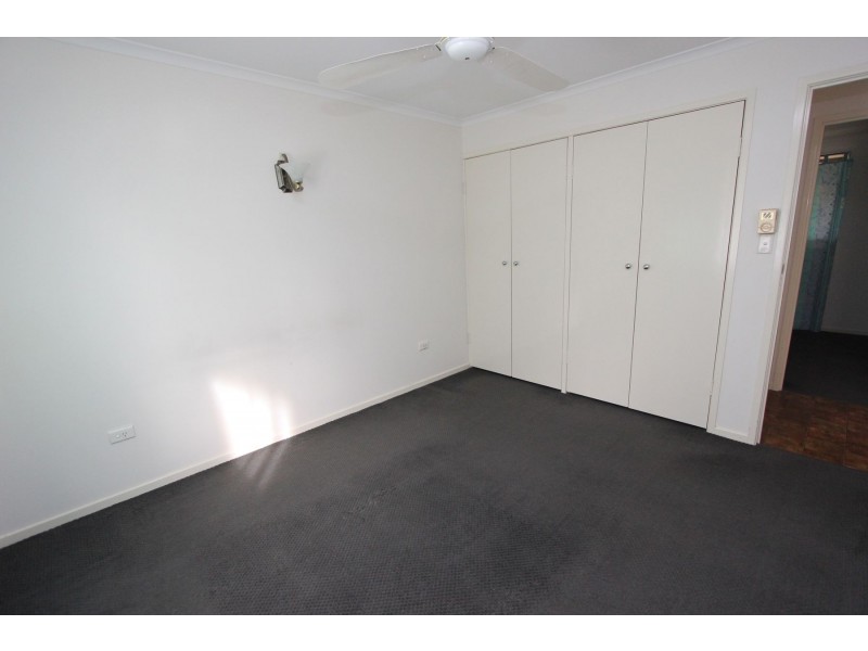 42 Venerable Street, Seventeen Mile Rocks QLD 4073