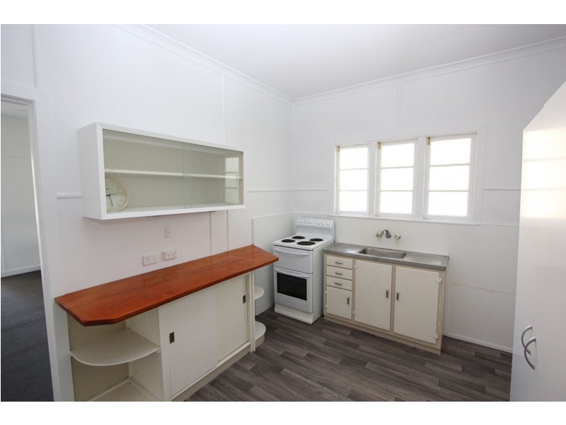 83 Ellen Street, Oxley QLD 4075