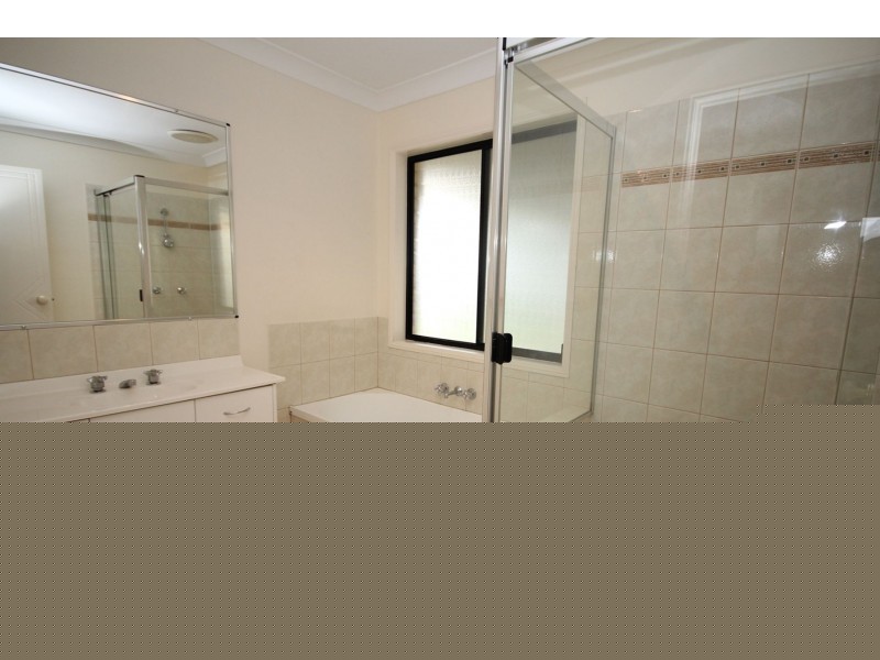 14 Scenic Crescent, Springfield QLD 4300
