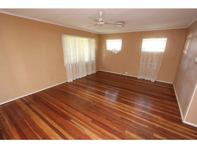 8 Stephen Street, Ellen Grove QLD 4078