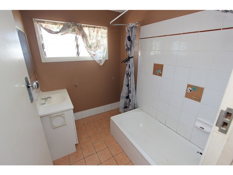 8 Stephen Street, Ellen Grove QLD 4078