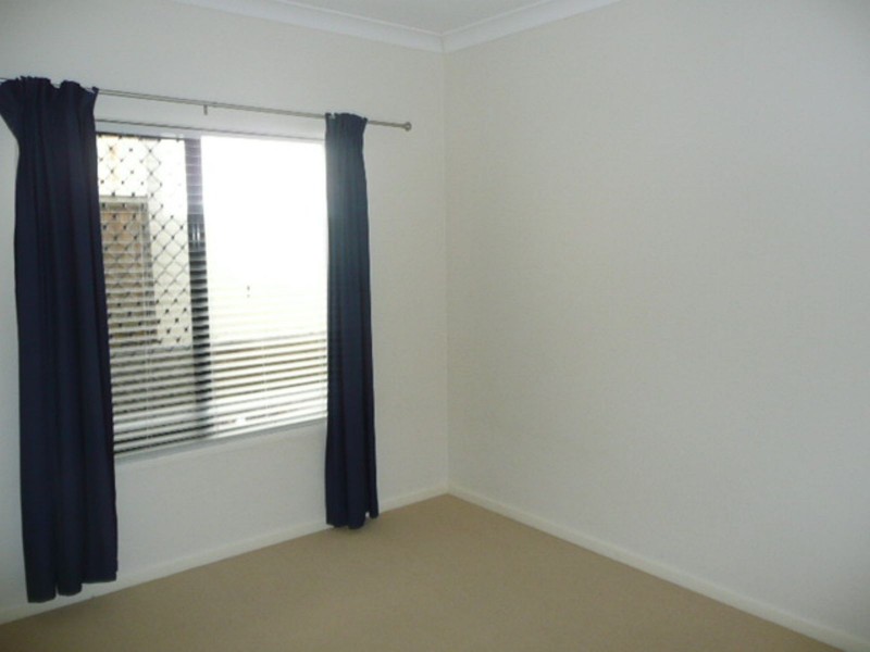 24 Summit Drive, Springfield Lakes QLD 4300