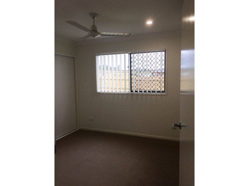 2/47 Br Ted Magee Drive, Collingwood Park QLD 4301
