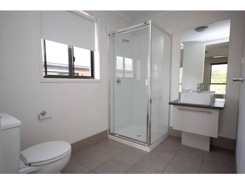 9 Isidore Street, Augustine Heights QLD 4300