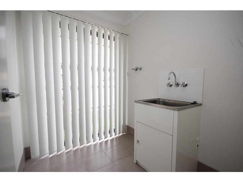 9 Isidore Street, Augustine Heights QLD 4300