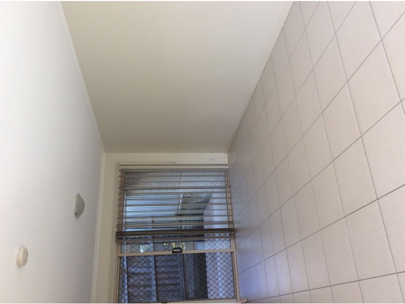 2/25 Law Street, Redbank QLD 4301