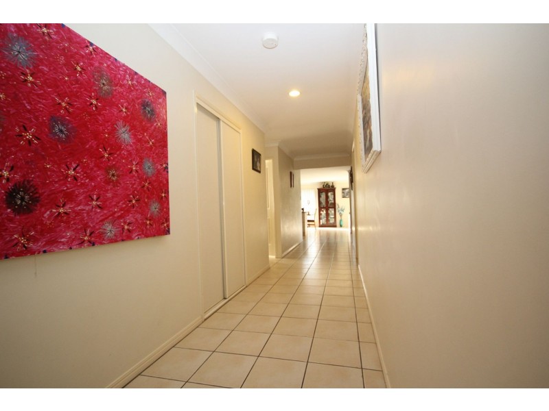 5 Kanangra Place, Parkinson QLD 4115