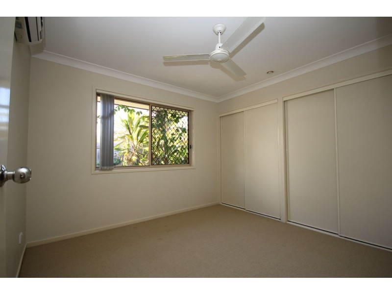 35 Lakes Entrance Drive, Springfield Lakes QLD 4300