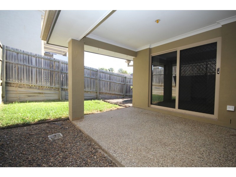 35 Lakes Entrance Drive, Springfield Lakes QLD 4300