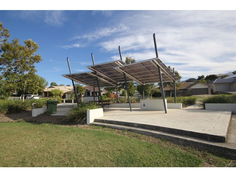 35 Lakes Entrance Drive, Springfield Lakes QLD 4300