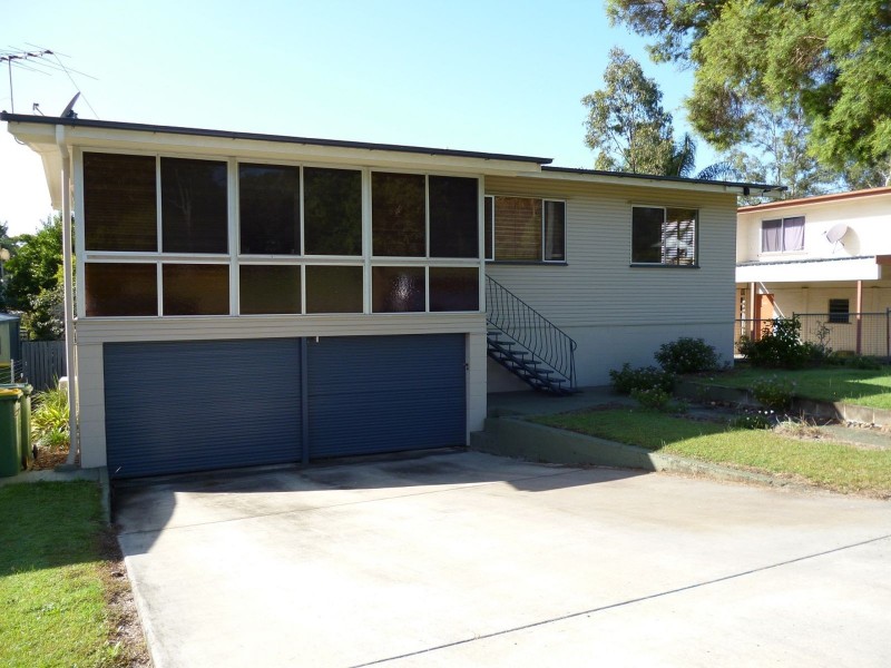 6 Caroline Street, Riverview QLD 4303
