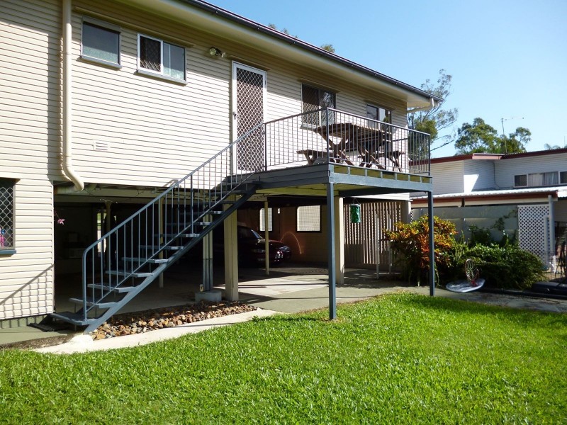 6 Caroline Street, Riverview QLD 4303