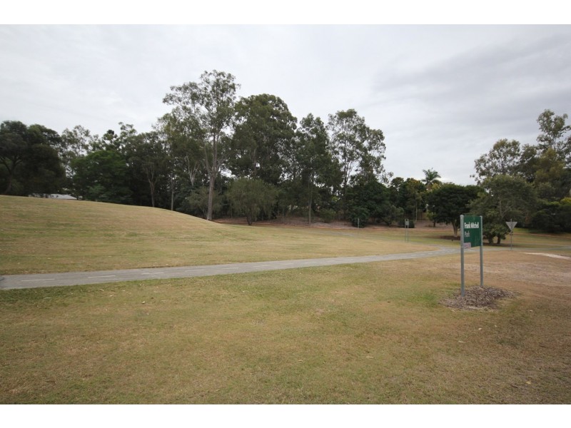 6 Caroline Street, Riverview QLD 4303