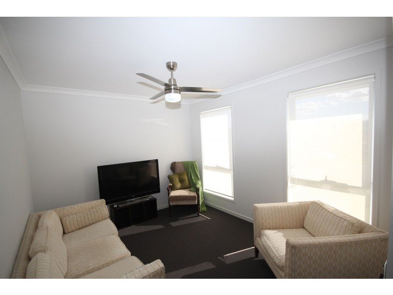 17 Grevillea Street, Ripley QLD 4306