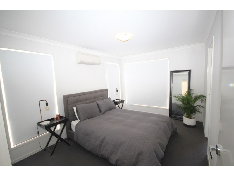 17 Grevillea Street, Ripley QLD 4306