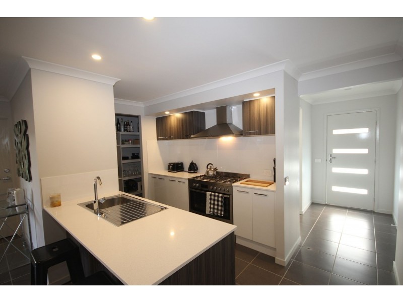 17 Grevillea Street, Ripley QLD 4306