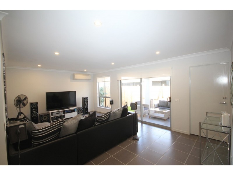 17 Grevillea Street, Ripley QLD 4306