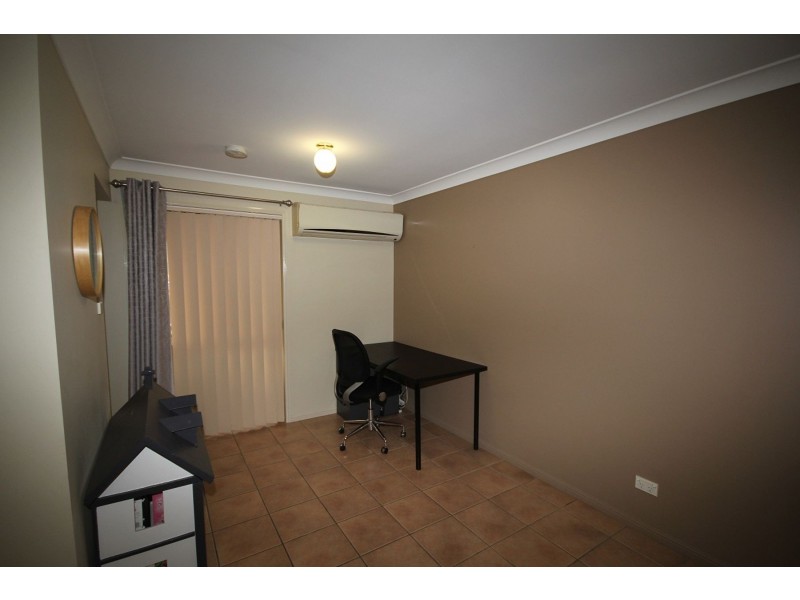 10 Savill Close, Forest Lake QLD 4078