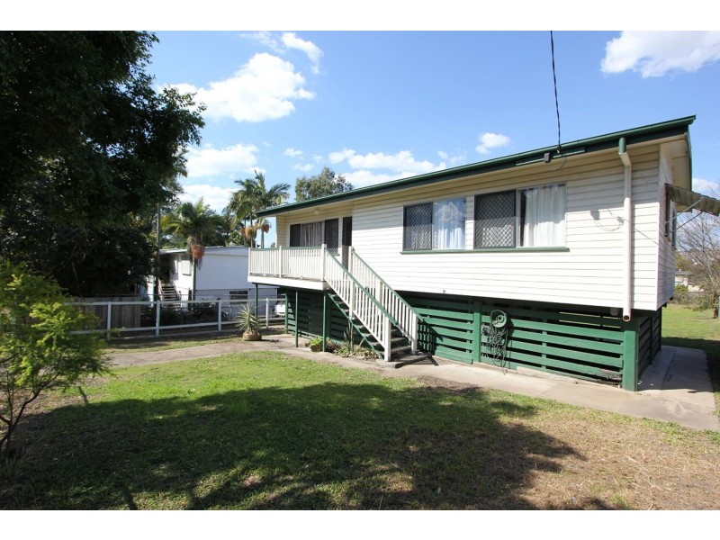 12 Southern Cross Avenue, Darra QLD 4076