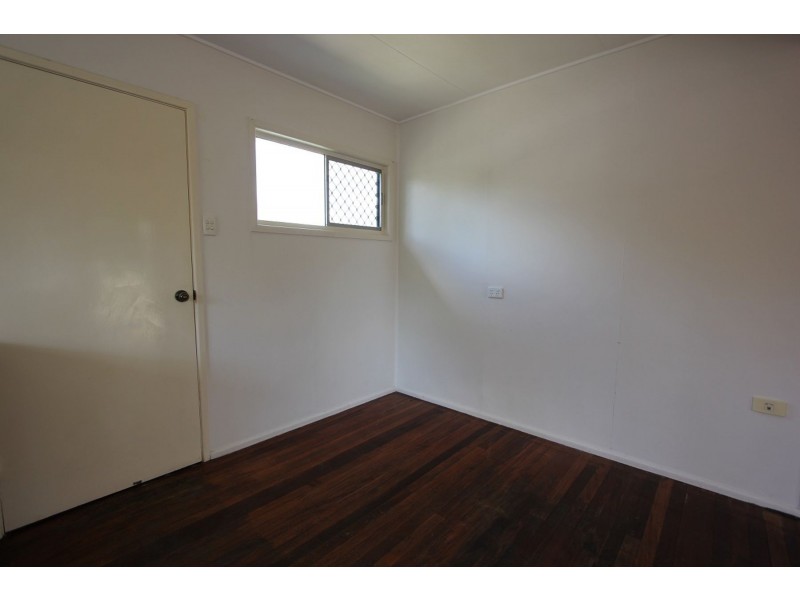 12 Southern Cross Avenue, Darra QLD 4076