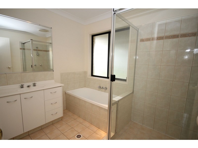 14 Scenic Crescent, Springfield QLD 4300