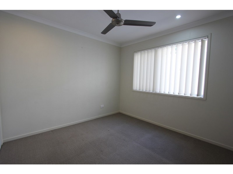 26 Sandi Street, Oxley QLD 4075