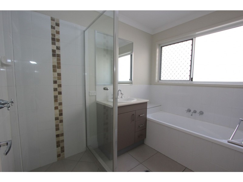 26 Sandi Street, Oxley QLD 4075