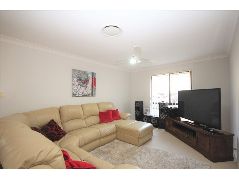 24 Isabella Street, Collingwood Park QLD 4301