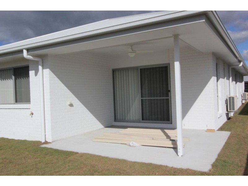 16 Woodgate Street, Oxley QLD 4075