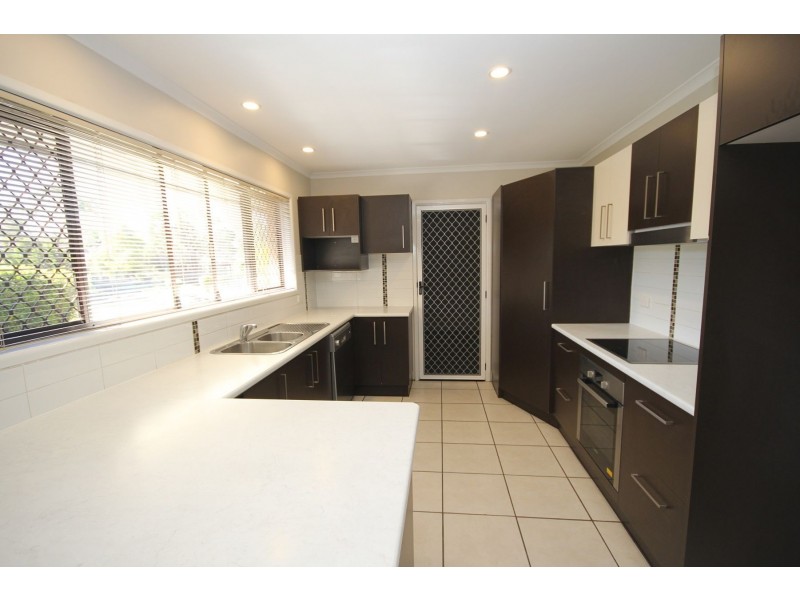 15 McInnerney Street, Collingwood Park QLD 4301