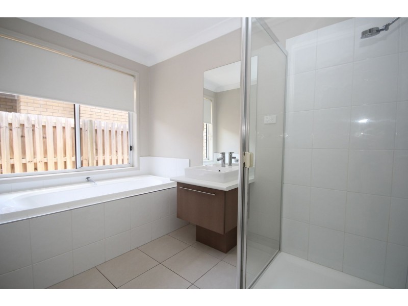 13 Tetta Street, Augustine Heights QLD 4300