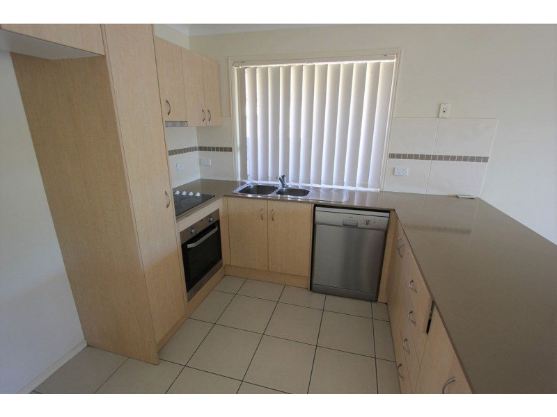 11 Michael Place, Oxley QLD 4075