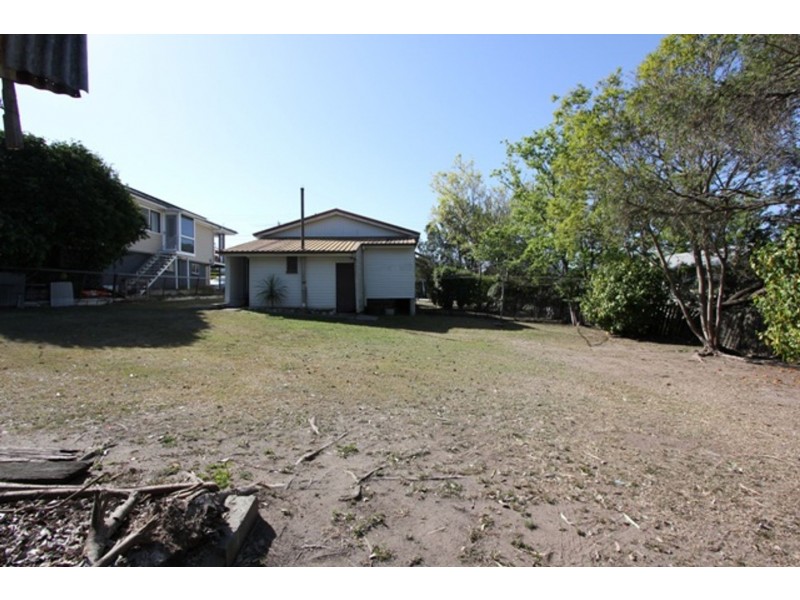 18 Price Street, Oxley QLD 4075