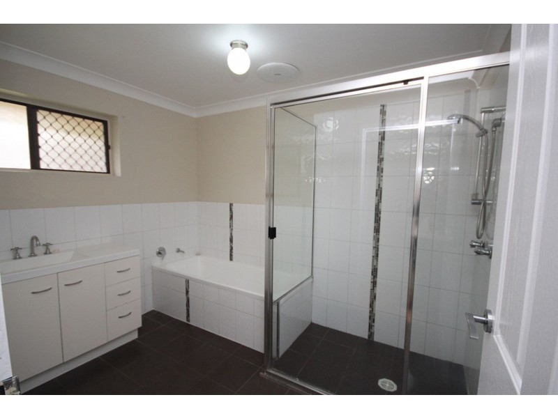 72 Alawoona Street, Redbank Plains QLD 4301