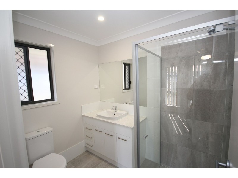 3 Bullock Street, Spring Mountain QLD 4124