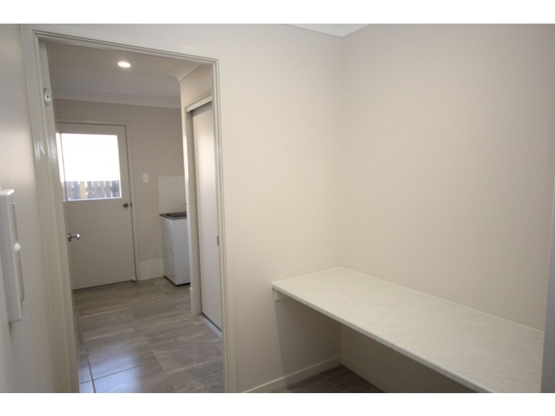 3 Bullock Street, Spring Mountain QLD 4124