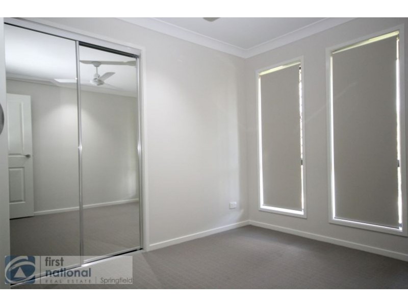 1/24 Boscawan Crescent, Bellbird Park QLD 4300