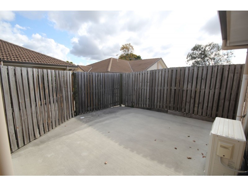 19/8 Rosegum Place, Redbank Plains QLD 4301