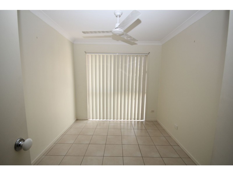 19/8 Rosegum Place, Redbank Plains QLD 4301
