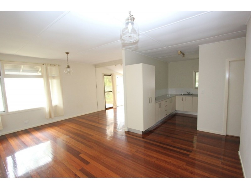 12 Oxley Road, Chelmer QLD 4068