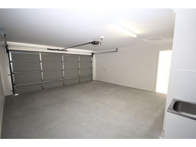 9 Sawyer Street, Spring Mountain QLD 4124
