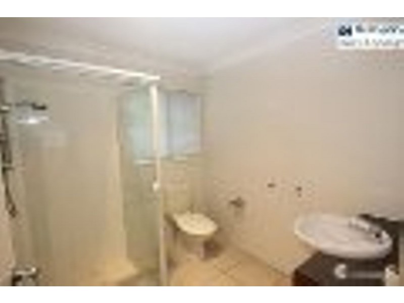 33 Gray Avenue, Corinda QLD 4075