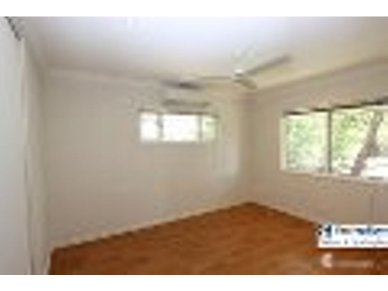 33 Gray Avenue, Corinda QLD 4075