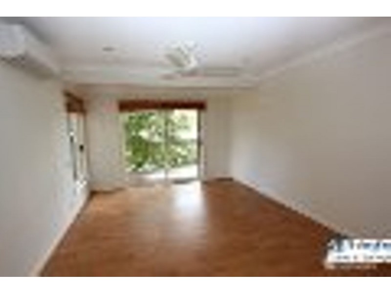 33 Gray Avenue, Corinda QLD 4075